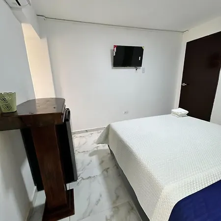 Serene & Comfy Retreat 2min To Parking Apartment *